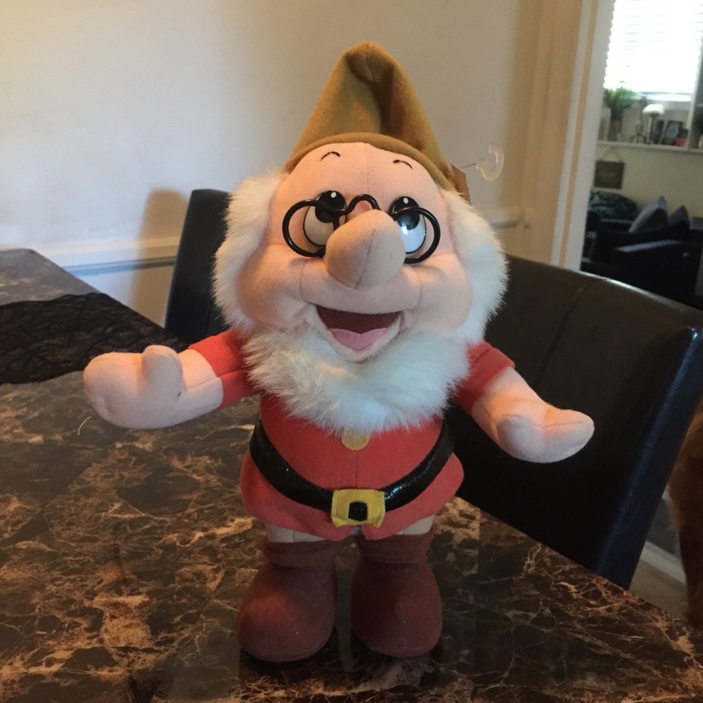 Doc Snow White and the seven dwarfs stuffie